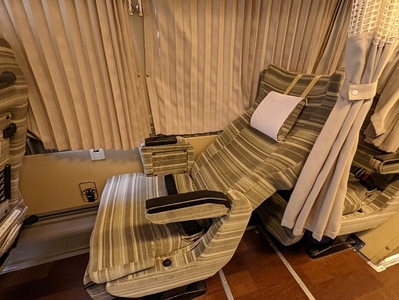 VkPmseImwmVUlS53SONG.jpg?w=940&h=940