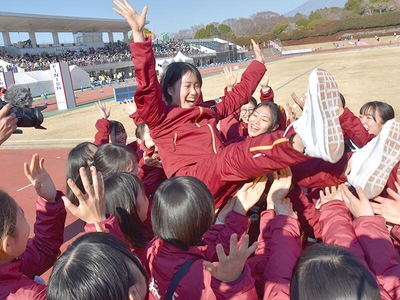 VkyHBnHxHU9pcbjwQ7sJ.jpg?w=940&h=940