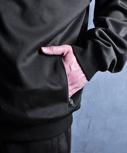 VmuR3jcQe6nU6G8NHd7V.jpg?w=940&h=940