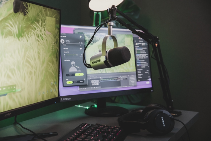 MV7ポッドキャストマイクロホン(シルバー)とSRH440Aプロフェッショナル・スタジオ・ヘッドホン