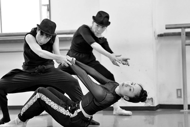 Wキャスト決定!!（主演コメントあり）　この夏大和シティー・バレエ/ダンスが贈る時空を超えたラブストーリー。「眠れる森の美女」を再構築した『いばら姫』チケット発売中