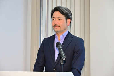 代表取締役社⻑　降籏邦義