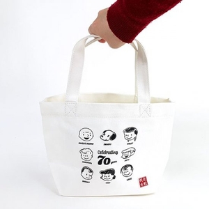 VzEWnkgA2qgex1mUwfxy.jpg?w=940&h=940