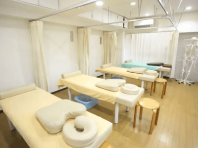 W2AIrd6YTLmtZL93irHU.png?w=940&h=940