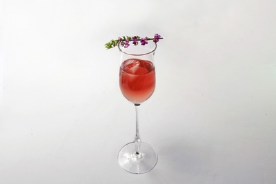 W44NjzLTQRUWgSWApTNL.jpg?w=940&h=940