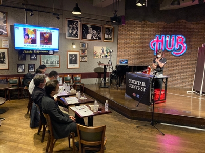 外部審査員を招いて審査