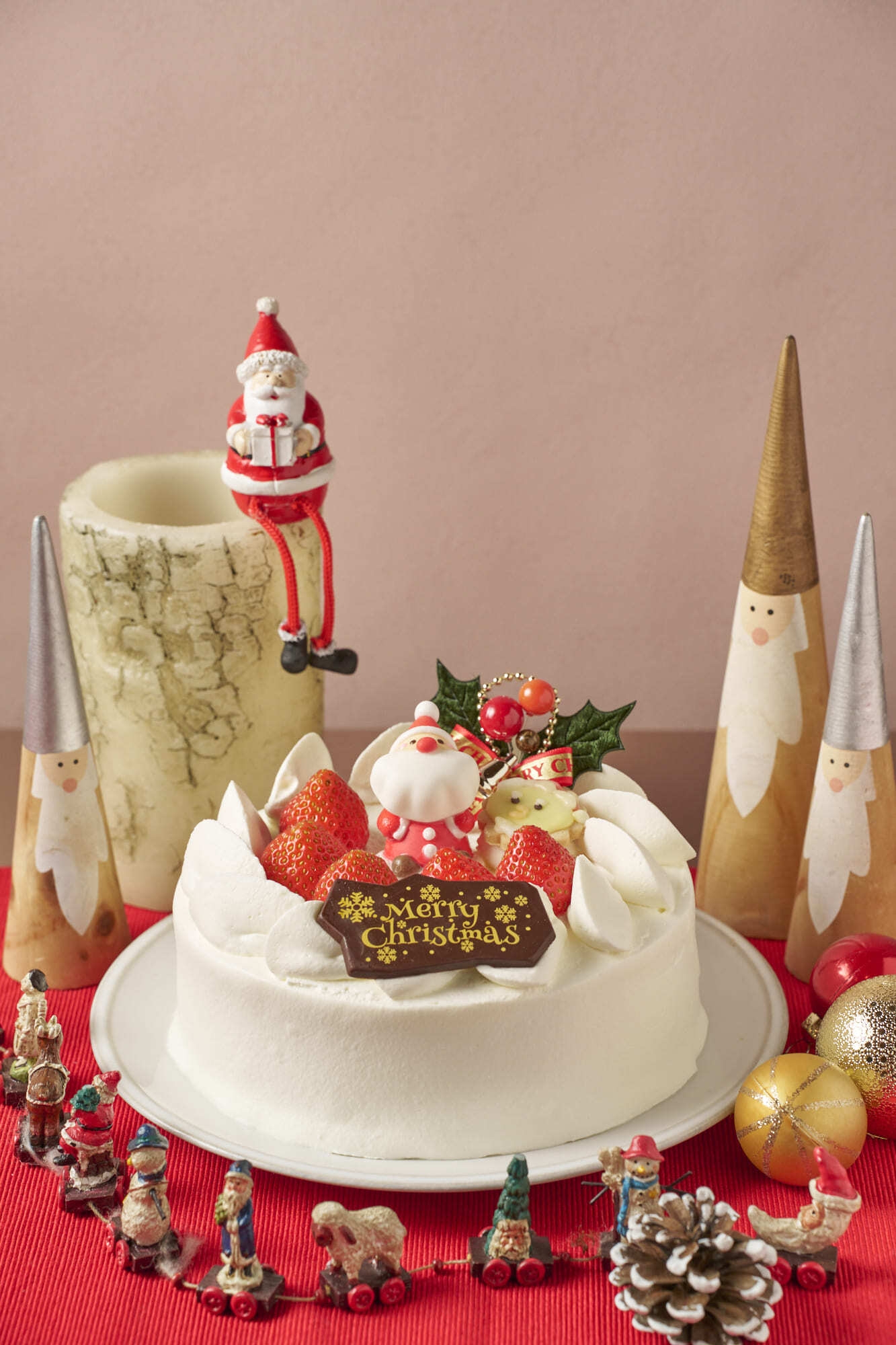 TAMAGOYAのクリスマスケーキ ※写真はイメージです ※オーナメントの付属はございません