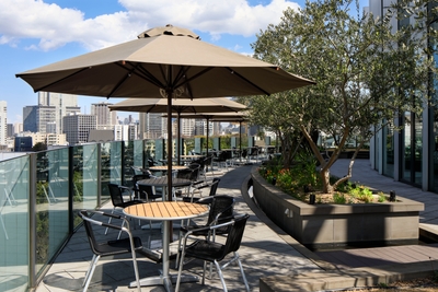 W8TxjBn1dFRNQBCEvA4l.jpg?w=940&h=940