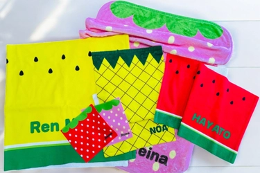 【7/27スイカの日】吸水性抜群×ふわふわ×名入れ！スイカやいちごのフルーツ柄タオル製品＆ブランケットの特別セール