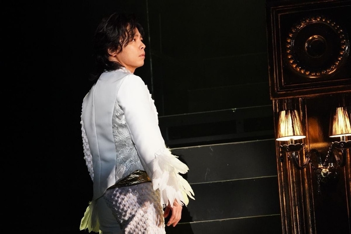 ミュージカル『DEVIL』(中川晃教出演回)Book by Gina Lee Music by Woody Pak, Gihieh Lee Lyrics by Gina Lee, Gihieh Lee, Woody Pak Original Production by PAGE1 and R&D Works