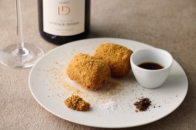 WCHUOIRkpUHYqhvRh65p.jpg?w=940&h=940