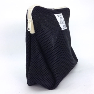 WDsRTESgEop79bfayZki.jpg?w=940&h=940