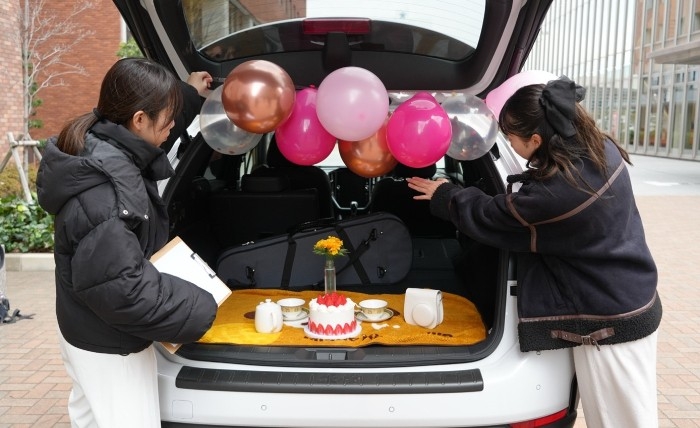 近大生発案！「デコる」をテーマにカーライフをもっとオモロく　「大阪オートメッセ2026」で近大生が体験型企画を実施