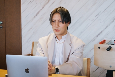 WGAgzpS91HdDaJWm2Nr7.jpg?w=940&h=940