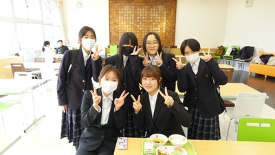 WJeRwE87hH3LawrTs4D2.jpg?w=940&h=940