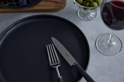 WMUAb926j4XRWLFm6e9n.jpg?w=940&h=940