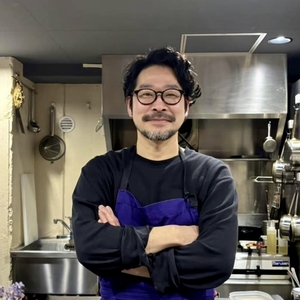 WUV2WlJyJITQHOioQWv2.jpeg?w=940&h=940