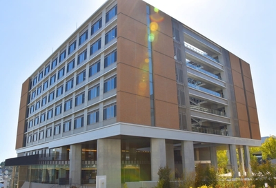 WWYJcMEwmDT4Lcry27pL.jpg?w=940&h=940