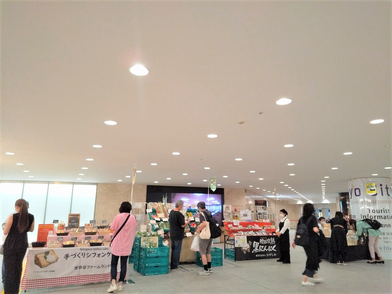 10/28（水）東京駅丸の内・KITTE前地下広場で、マルシェ開催！国内・海外の珍しい食材が集まってます