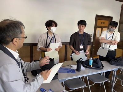 WbYnOdFocaiOMzqGC8CU.jpg?w=940&h=940