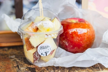 賞味期限30分！？りんご飴専門店「木ノ下の林檎」の“りんご飴”を 兵庫・伊丹の阪神自動車学院内食堂にて 4月15日より期間限定販売　どなたでも購入可能！