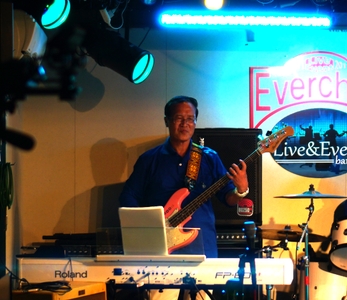 Whkt86k4TqWa9HhWP0bD.jpg?w=940&h=940