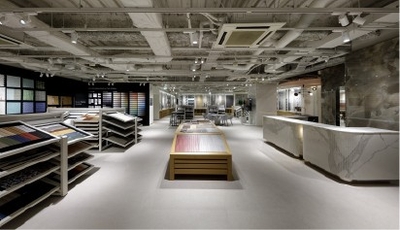 ショールーム内床：ヴァルドルチャ GGC-AD7010