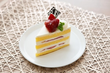 パティスリー洛甘舎から、ＮＥＷ「苺のショートケーキ」が ４月２２日 新発売！【パティスリー洛甘舎】