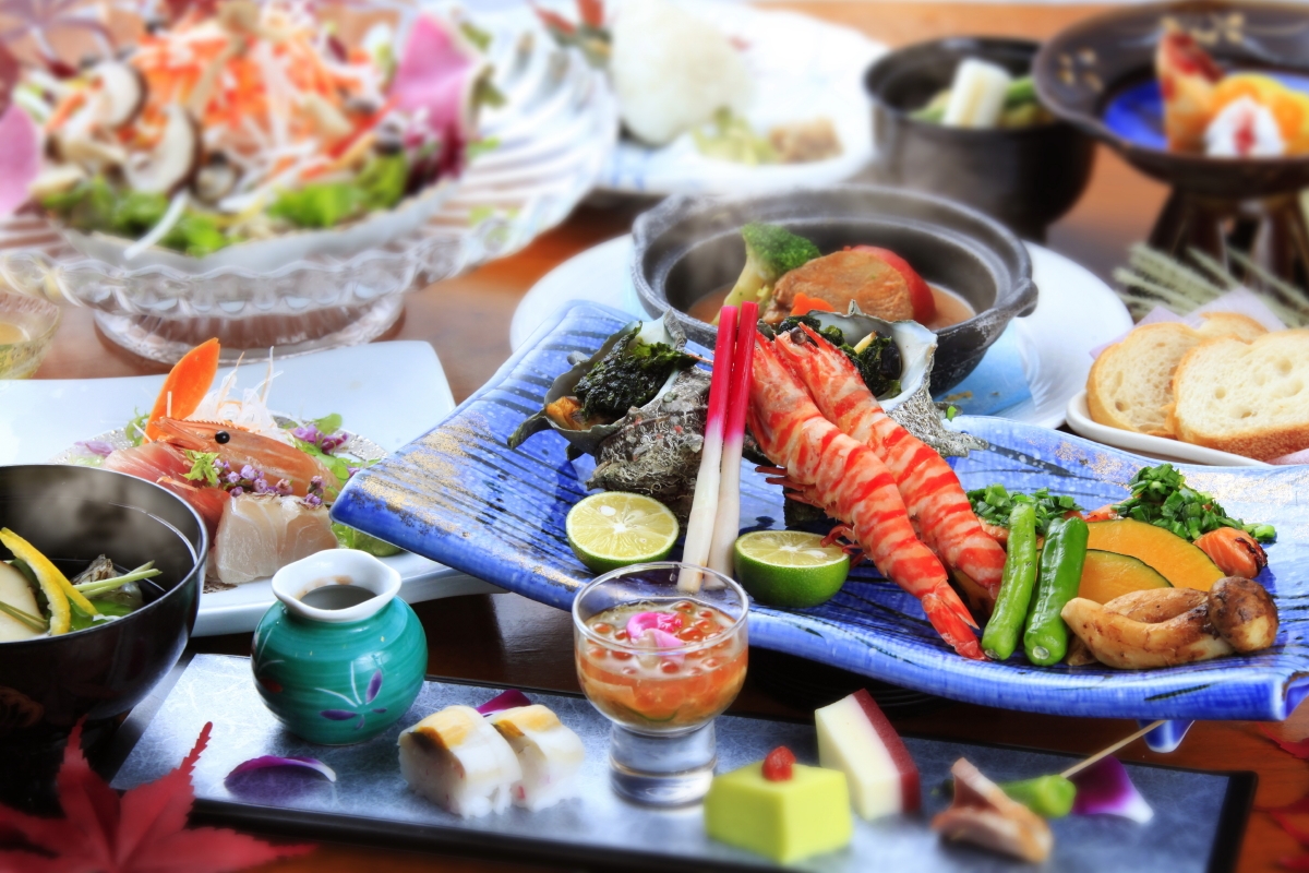 旬の素材を愉しむ人気の炙り会席