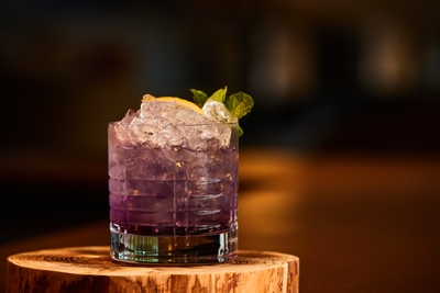 ６月	マンスリーカクテル