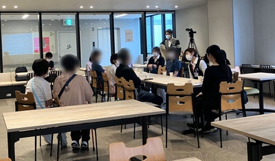 X2Nu1EAalDd4DCmjwylH.jpg?w=940&h=940