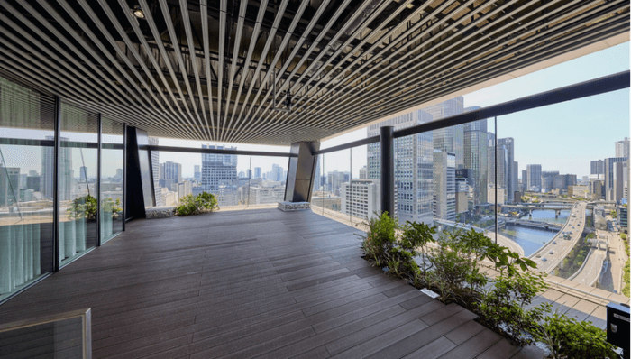 交流をいただける会場となる、大阪堂島浜タワー16Fのテラス　2