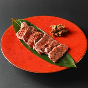 XC1K0GvlbGeA6X12UPLE.jpeg?w=940&h=940