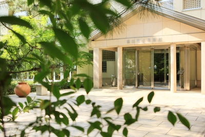 藤田喬平ガラス美術館