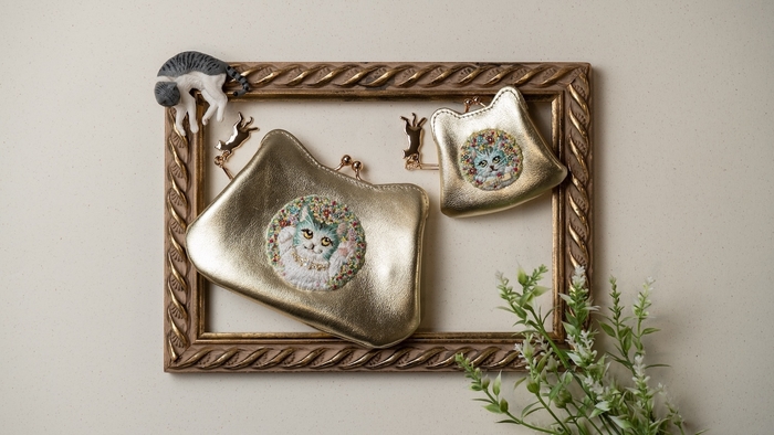 左:がま口ミニウォレット、右:マイクロがま口ポーチ