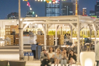 XKczfhrzhZWSpowQrEp0.jpg?w=940&h=940