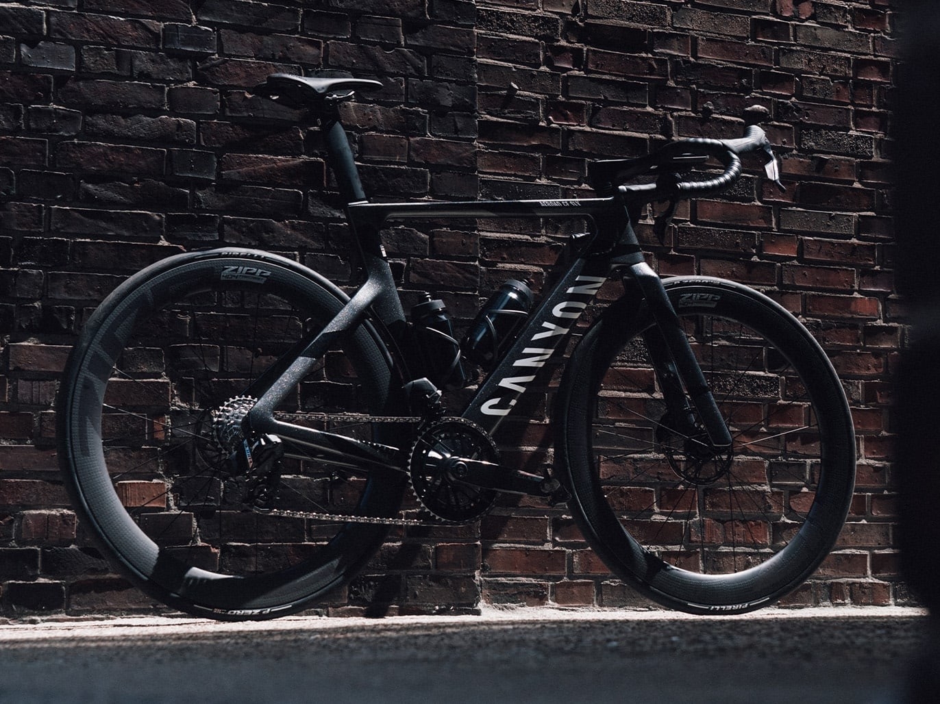 CANYON AEROAD CF SLX 9.0 キャニオン 美品 エアロ CANYON AEROAD CF SLX 9.0 キャニオン 美品 エアロ