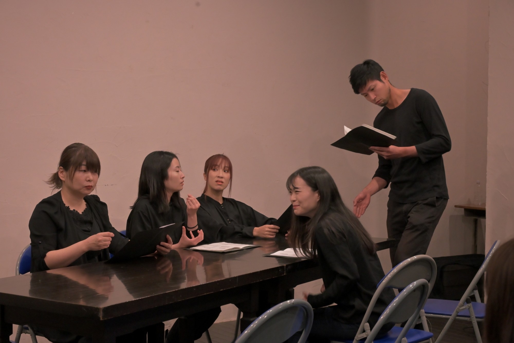 『アクワリウム』ワンシーンリーディング上演(2025年11月)@熊本県熊本市・ギャラリーキムラ