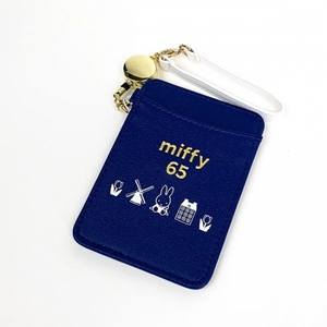 XQBz43K3kNROaX3y4cJi.jpg?w=940&h=940