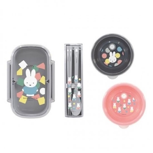 XRrVkEX60cJQwpsOKyrS.jpg?w=940&h=940