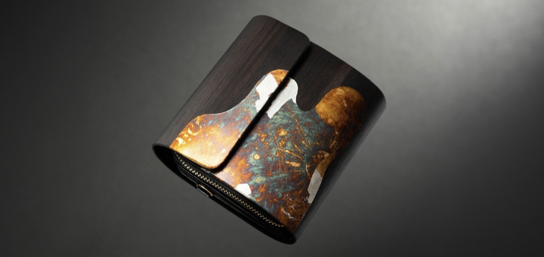 職人の伝統技術の迫力ある焼箔タイプ