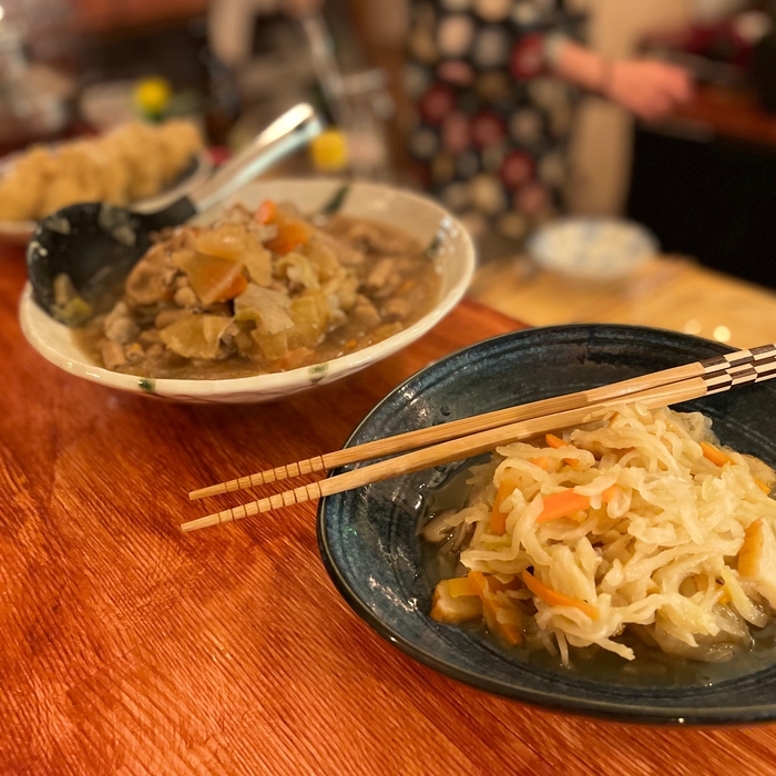 大皿にずらりと並びます