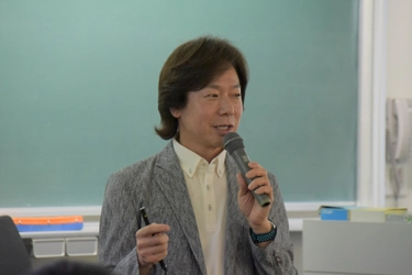 【名城大学】「体操のお兄さん」佐藤弘道・薬学部特任教授が今年度初めての講義