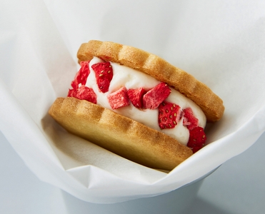 「バターサンド ミルキーいちご」380円（税込418円）