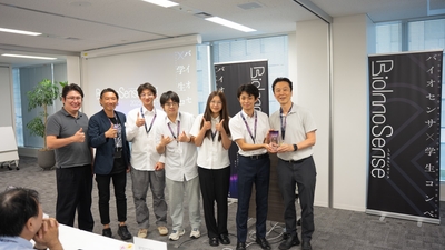 XdT82VL2ry5BkC0PCATT.jpg?w=940&h=940