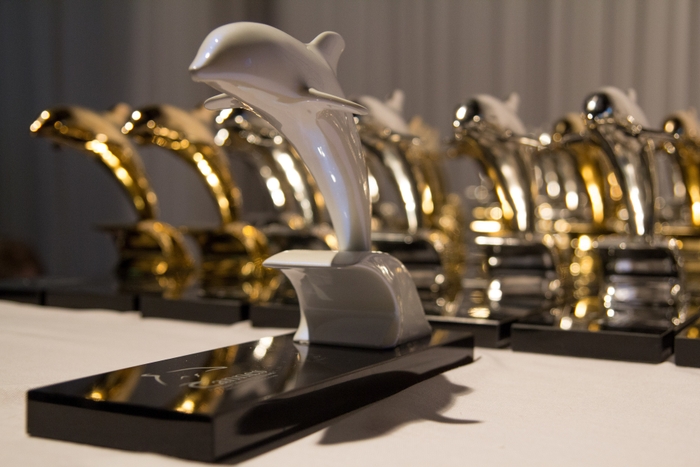 Grand Prix - ホワイト・ドルフィン / Filmservice International