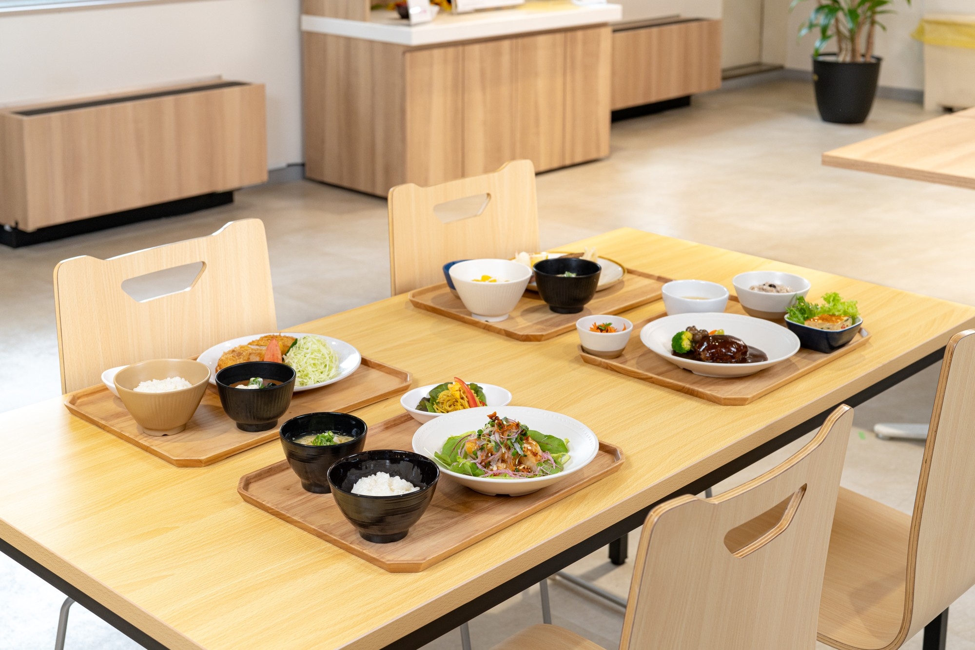 食品ロス削減を目指す事前予約・決済システム稼働開始