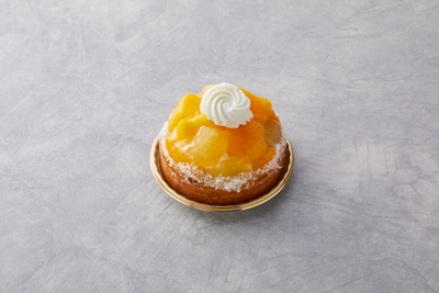 ゴールデンパインとアップルマンゴーのタルト