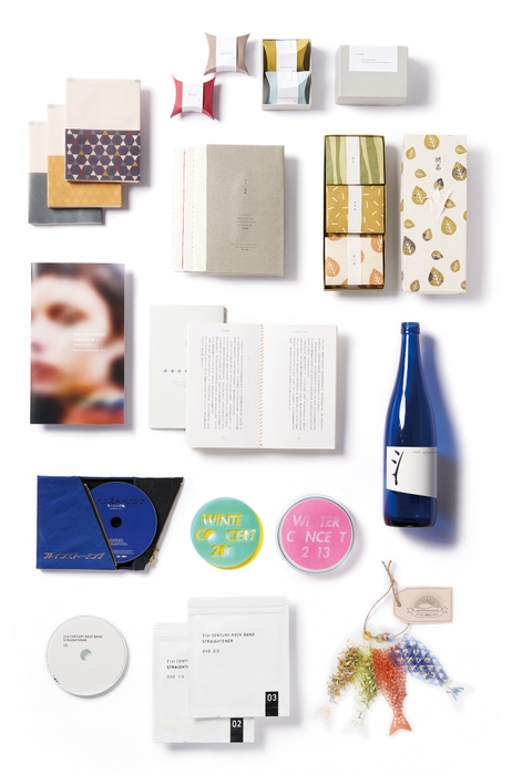 03_<学生作品>CD、写真集、本、パッケージデザイン、文字を書く、文字を組む、タイポグラフィなど