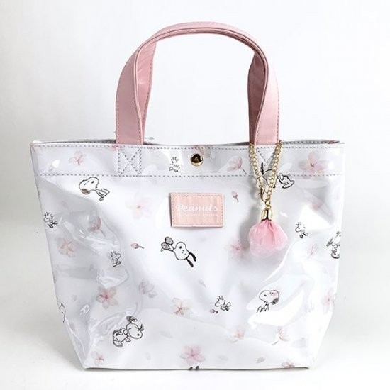 スヌーピーの桜シリーズが売れてる。。